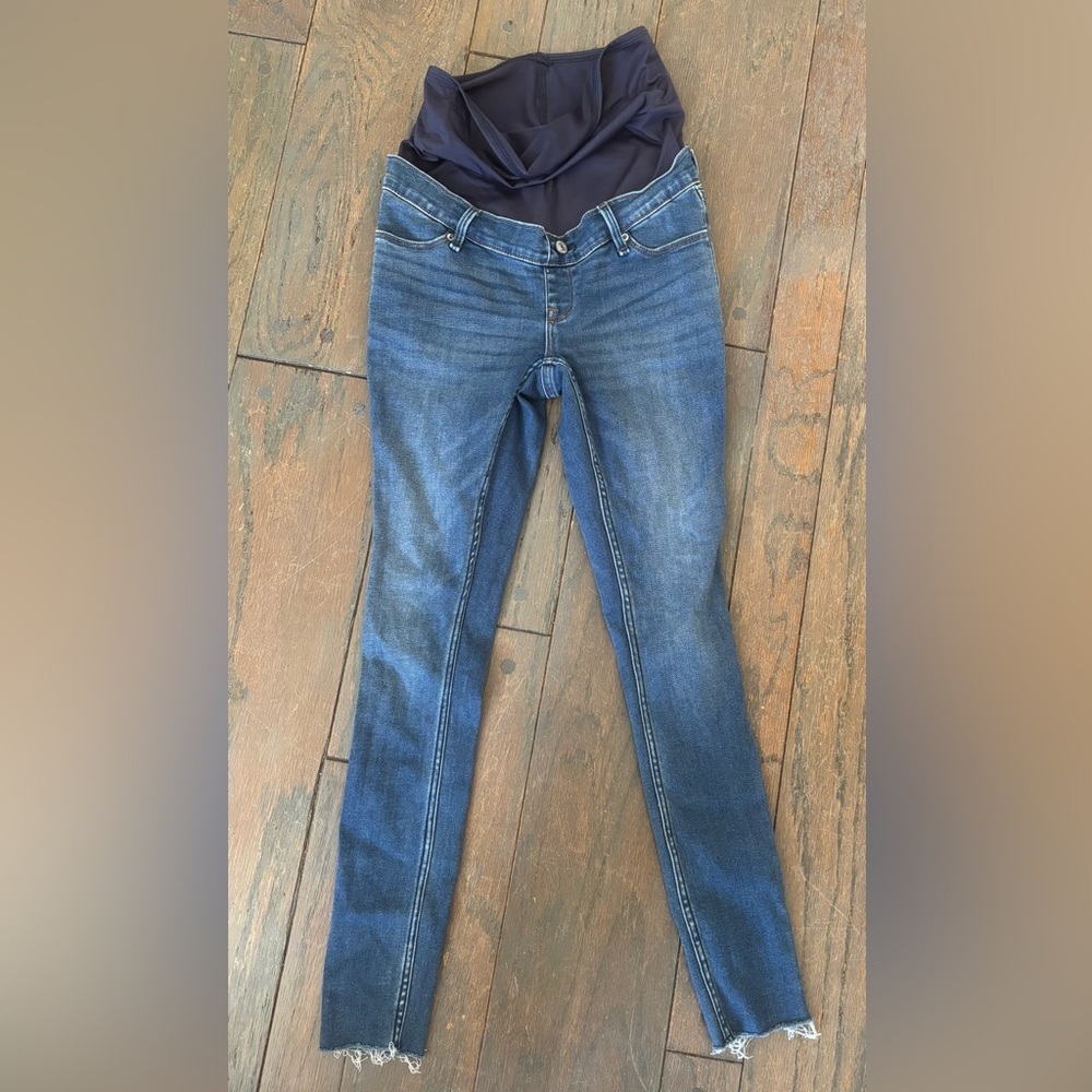 Abercrombie and Fitch Maternity Pull On Jeans Size 26 or Size 2 Minimalist